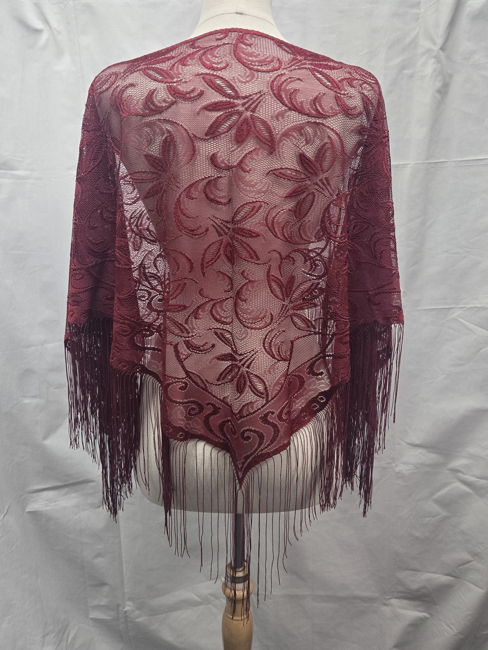 Heritage Lace Allure Shawl